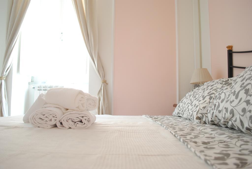 Dreaming Navona Rooms Roma Exterior foto